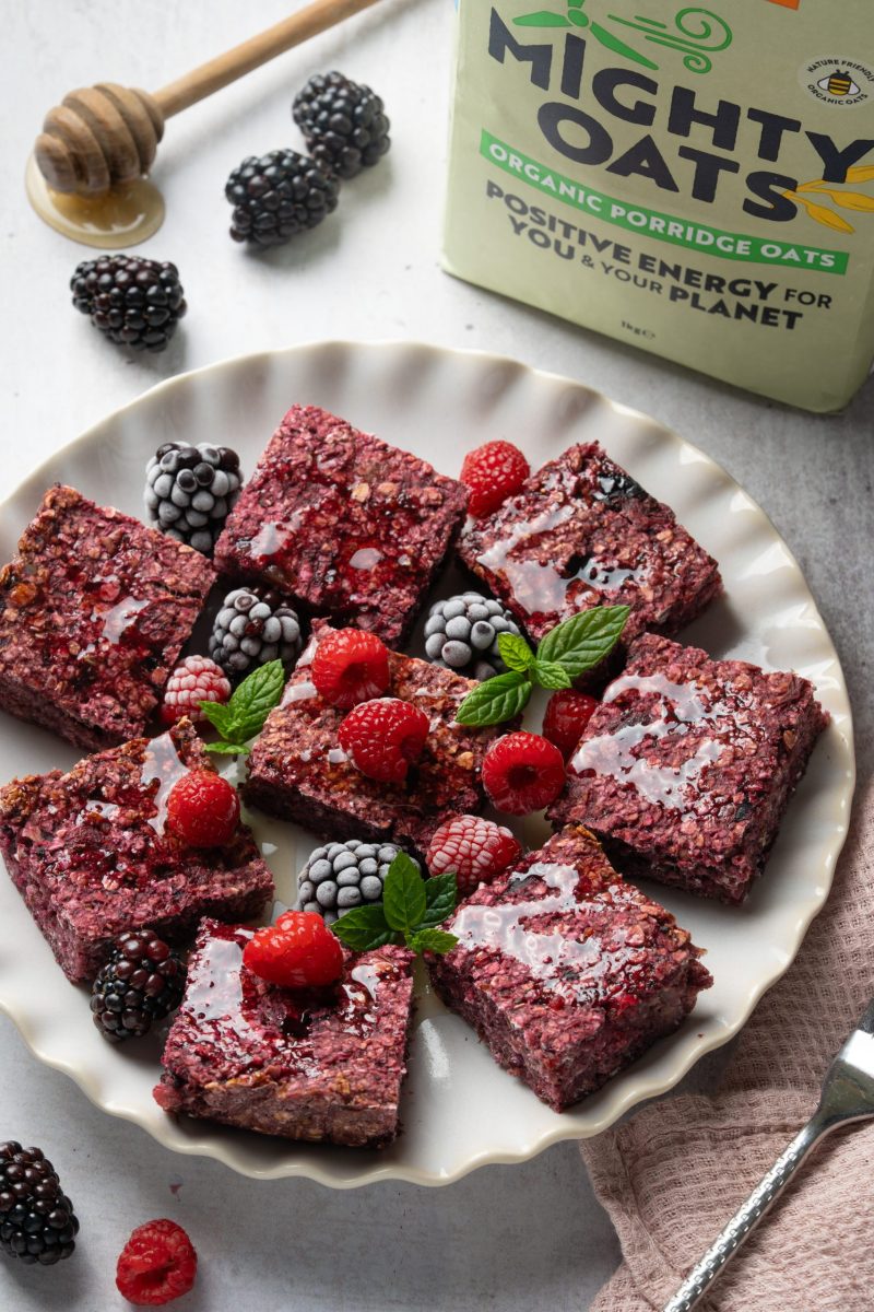 Berry Oat Bars