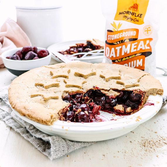 Cherry Pie with Oatmeal Crust