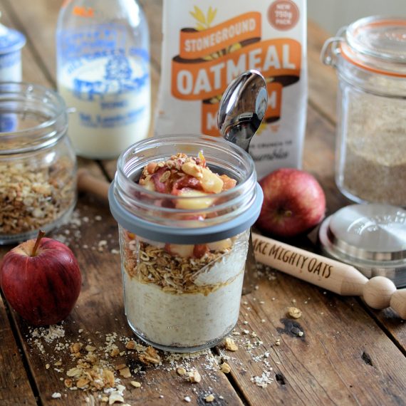 Apple crumble porridge