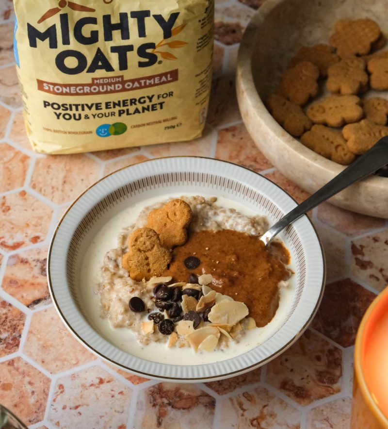 Gingerbread Oatmeal Porridge
