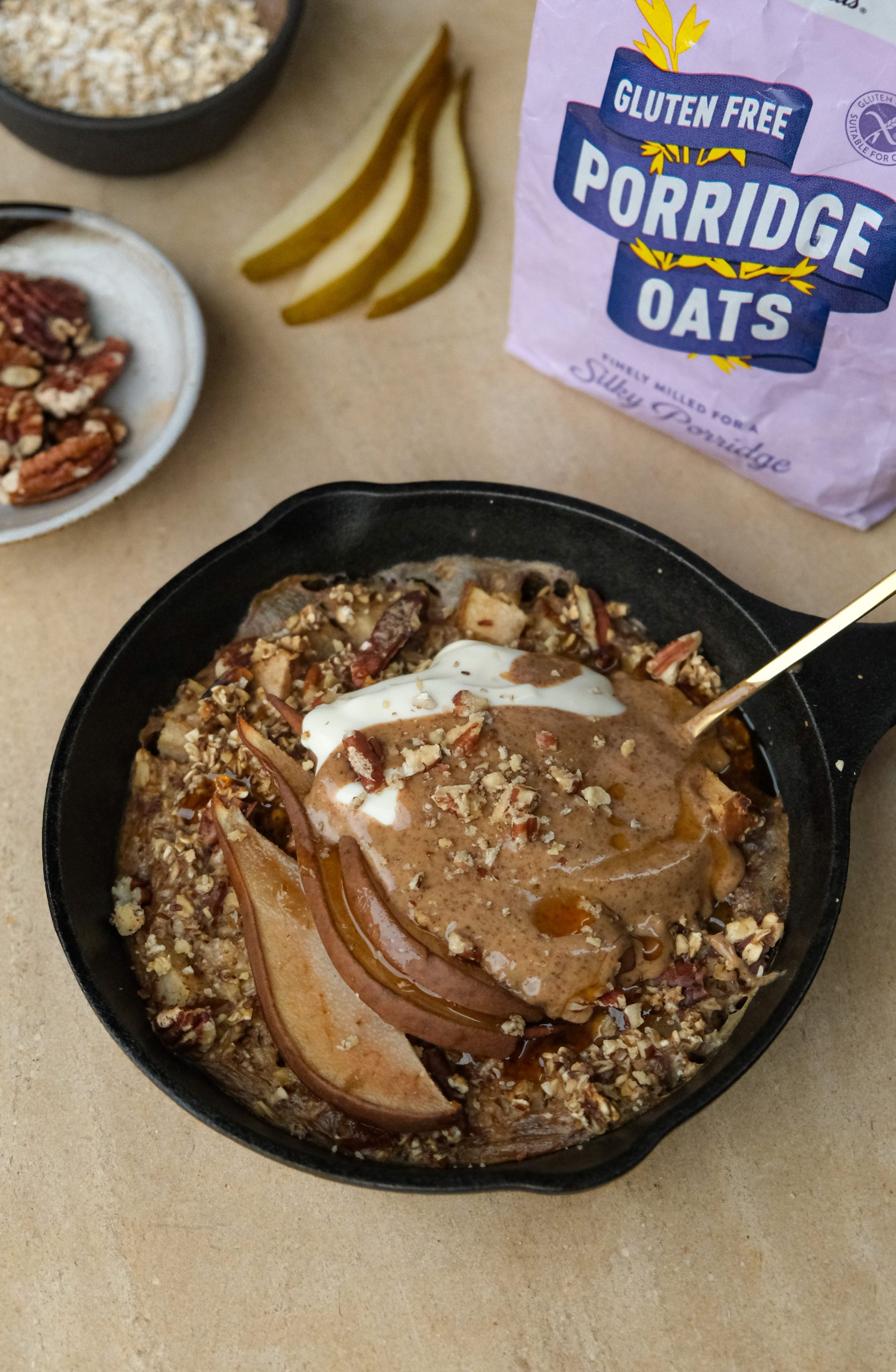 Pear Pecan Baked Oats – Mornflake - Mighty Oats