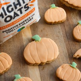 Pumpkin Oat Shortbread Cookies